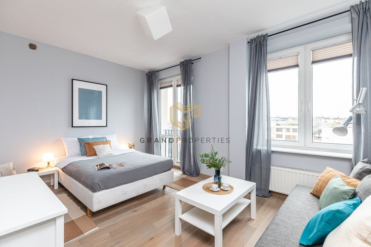 Mieszkanie 4-pokojowe Warszawa Śródmieście, pl. Konstytucji. Zdjęcie 2