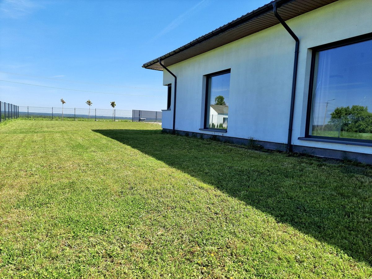 dom wolnostojący, 3 pokoje Falęcin Stary. Zdjęcie 5