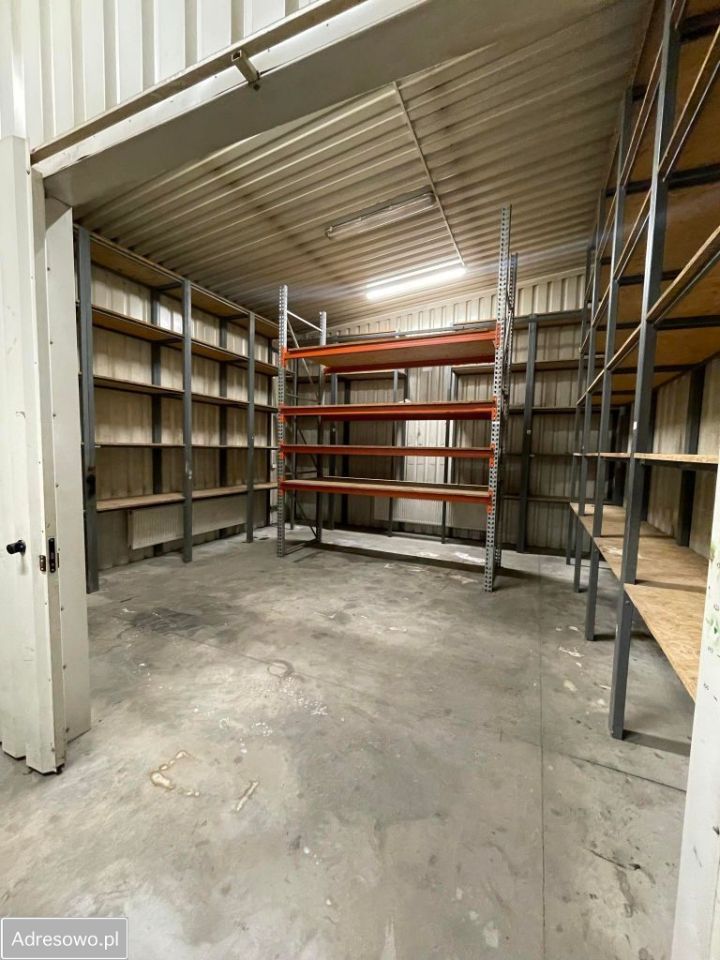 Hala/magazyn Stare Babice, ul. gen. Tadeusza Kutrzeby. Zdjęcie 2
