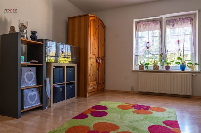 dom wolnostojący, 3 pokoje Stare Miasto. Zdjęcie 12