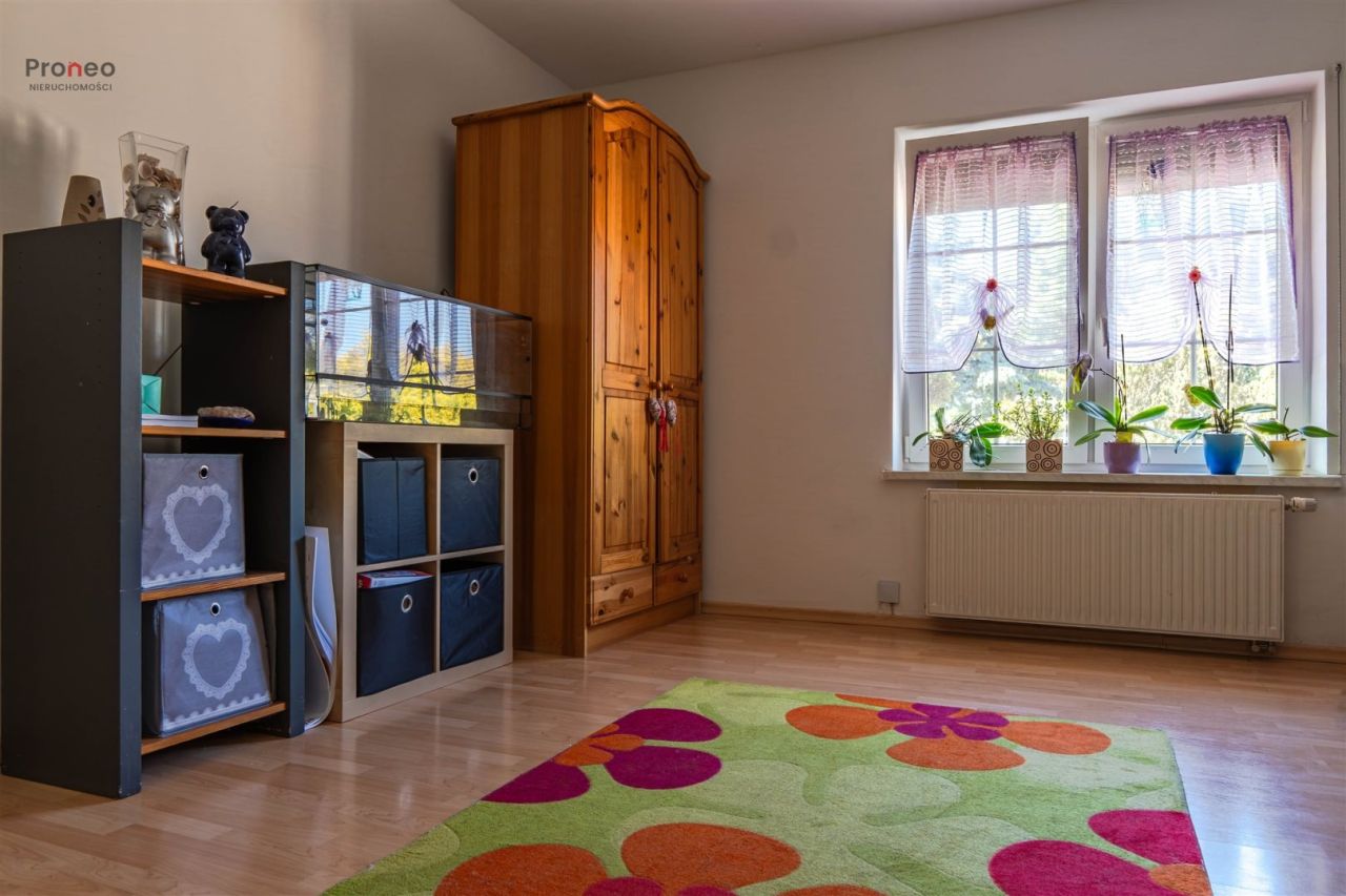 dom wolnostojący, 3 pokoje Stare Miasto. Zdjęcie 12