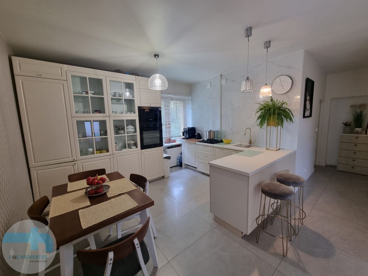 dom wolnostojący, 10 pokoi Jabłonna. Zdjęcie 1