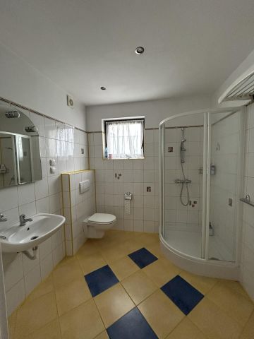 bliźniak, 8 pokoi Kielce Czarnów, ul. Hilarego Mali. Zdjęcie 11