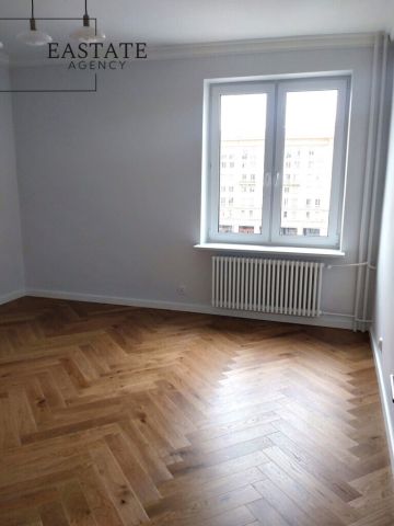 Biuro Warszawa, pl. Konstytucji. Zdjęcie 5