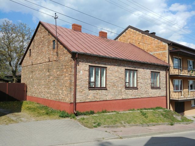 dom wolnostojący, 3 pokoje Małogoszcz, ul. 3 Maja. Zdjęcie 1