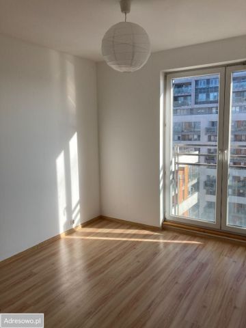 Mieszkanie 2-pokojowe Kraków Mydlniki, ul. Stańczyka. Zdjęcie 1