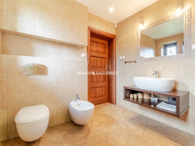 dom wolnostojący, 6 pokoi Sułków. Zdjęcie 11