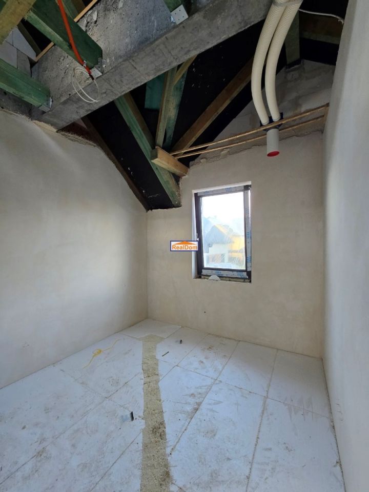 dom szeregowy, 4 pokoje Chrosna. Zdjęcie 6