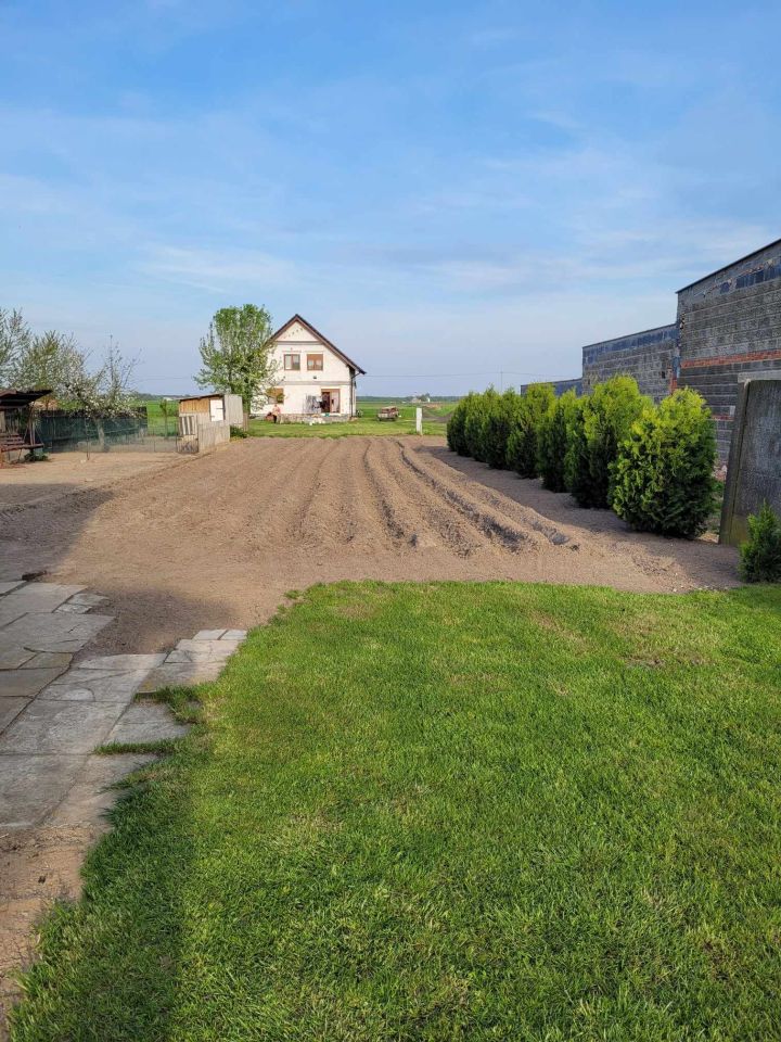 dom wolnostojący, 4 pokoje Zielona Wieś. Zdjęcie 2