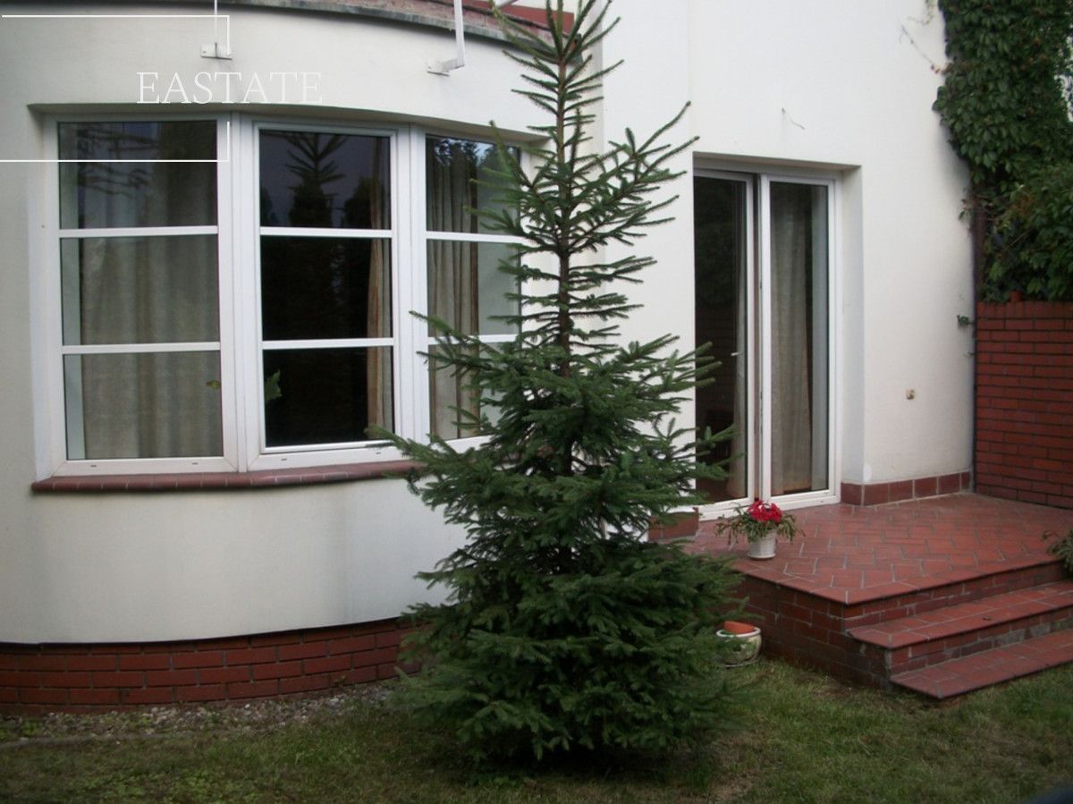 dom szeregowy, 7 pokoi Warszawa Wilanów, ul. Syta. Zdjęcie 2