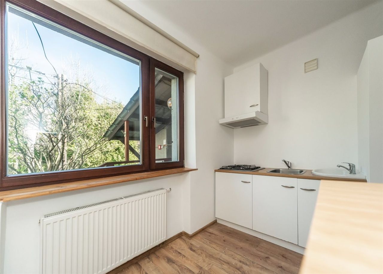 dom wolnostojący, 6 pokoi Bielsko-Biała, ul. Konstantego Damrota. Zdjęcie 16