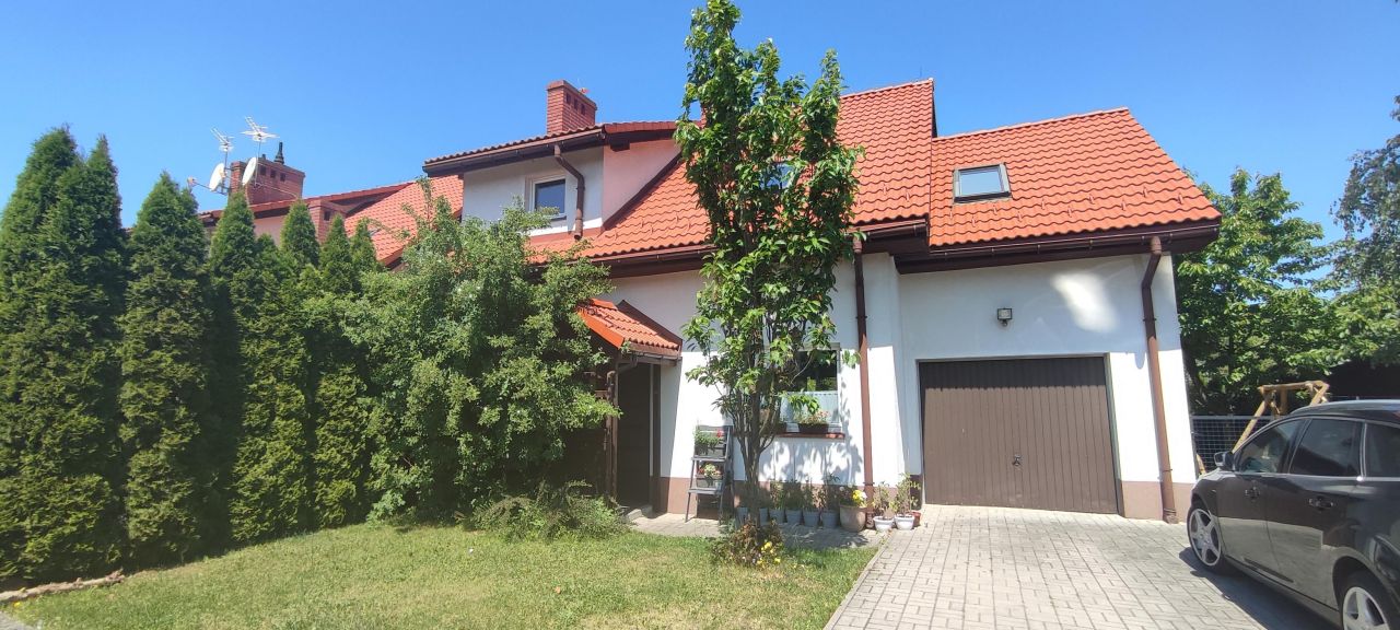 dom szeregowy, 4 pokoje Skoczów, ul. Jodłowa. Zdjęcie 1