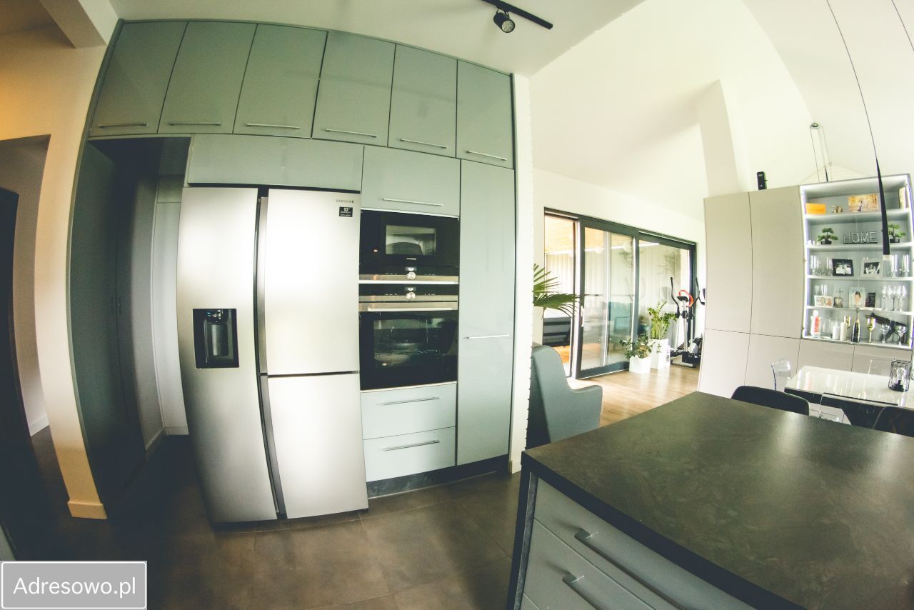 dom wolnostojący, 5 pokoi Głębinów. Zdjęcie 5