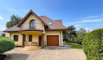 dom wolnostojący, 5 pokoi Konstantynów Łódzki Centrum, al. Kombatantów