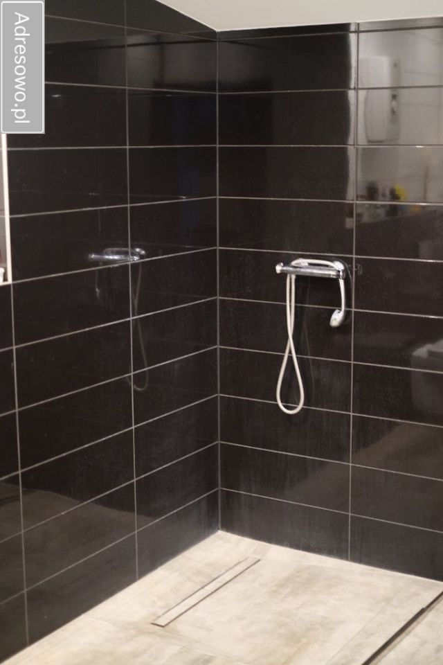 Hala/magazyn Kukinka. Zdjęcie 9