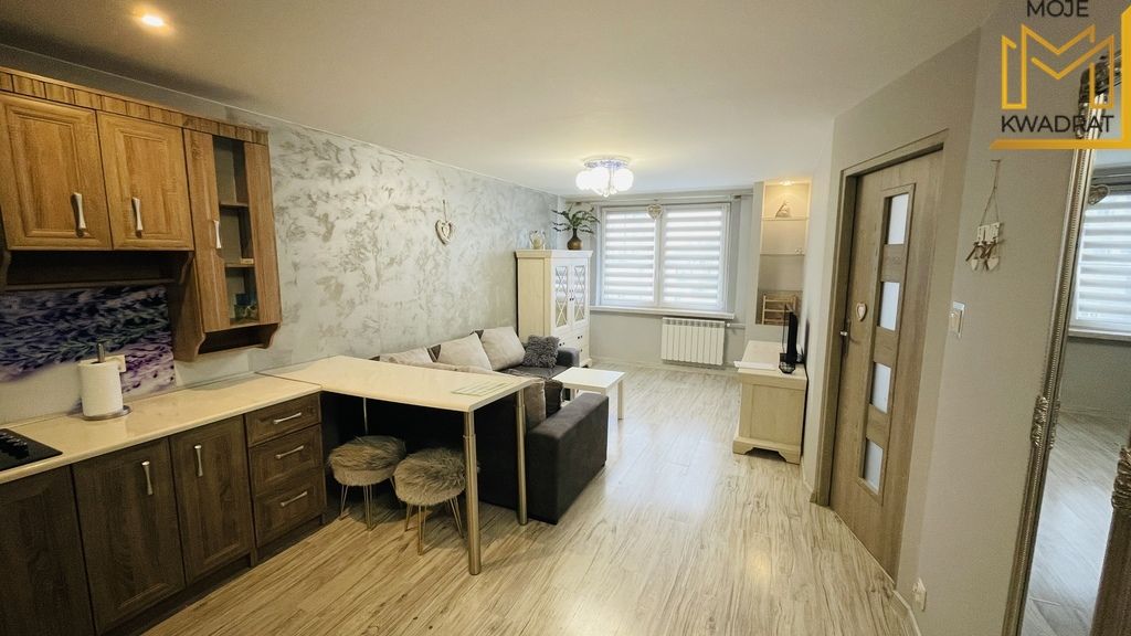 Mieszkanie 2-pokojowe Bełchatów, ul. Czapliniecka. Zdjęcie 2