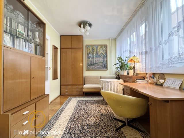 Mieszkanie 3-pokojowe Legnica, ul. Złotoryjska. Zdjęcie 1