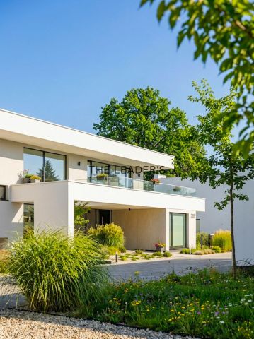 dom wolnostojący, 6 pokoi Bielawa, ul. Lipowa. Zdjęcie 1