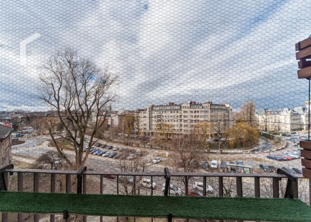 Mieszkanie 2-pokojowe Bielsko-Biała, ul. Romana Dmowskiego. Zdjęcie 3