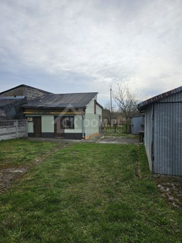 dom wolnostojący, 2 pokoje Jędrzejów. Zdjęcie 3