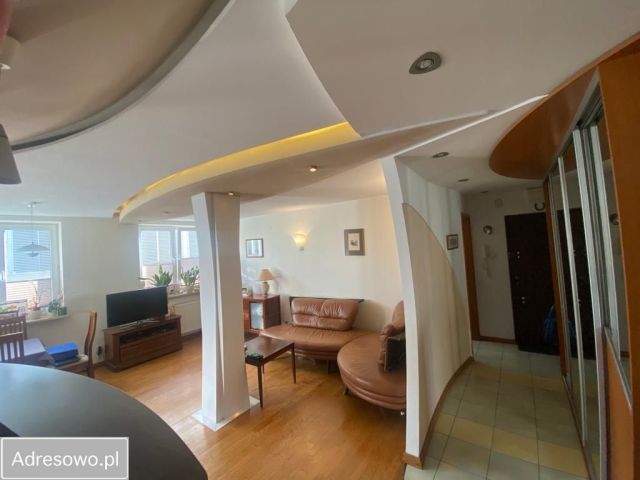 Mieszkanie 3-pokojowe Warszawa, ul. Kobielska. Zdjęcie 1