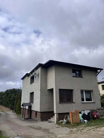 dom wolnostojący, 7 pokoi Wodzisław Śląski, ul. Bolesława Chrobrego. Zdjęcie 1