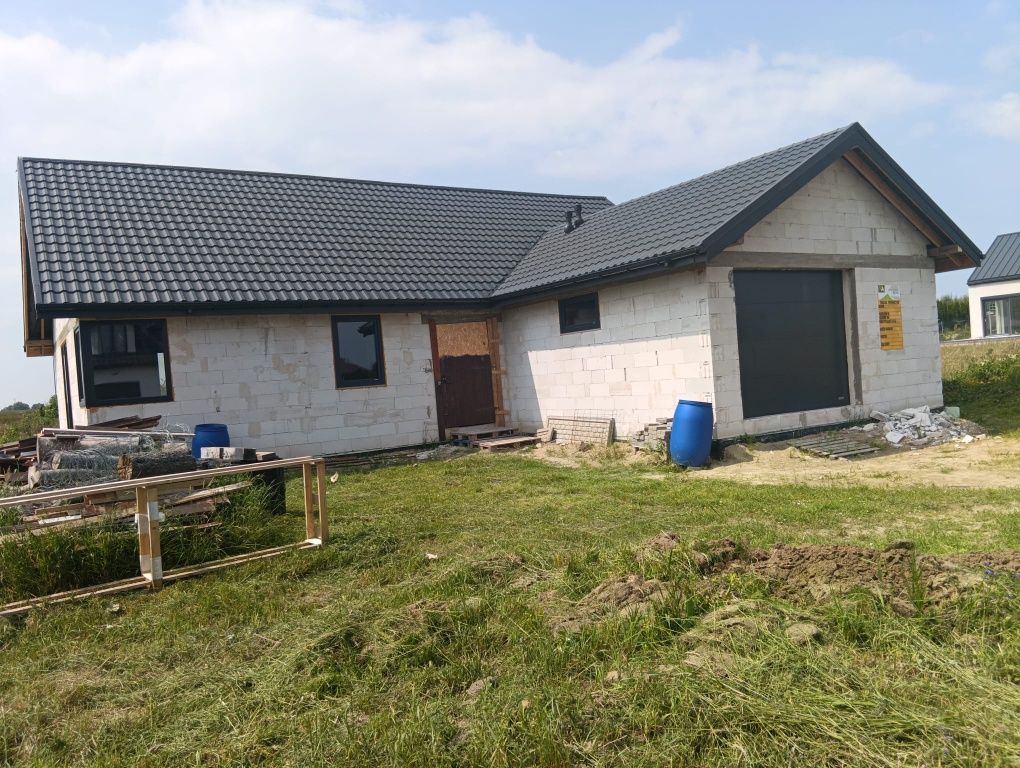 dom wolnostojący, 4 pokoje Stare Bielice. Zdjęcie 1