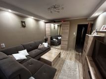 Mieszkanie 4-pokojowe Nowe Piekuty. Zdjęcie 1