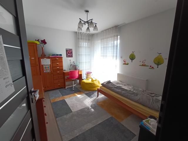 dom wolnostojący, 5 pokoi Legionowo. Zdjęcie 11