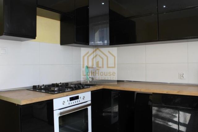 Mieszkanie 3-pokojowe Bytom Rozbark. Zdjęcie 4