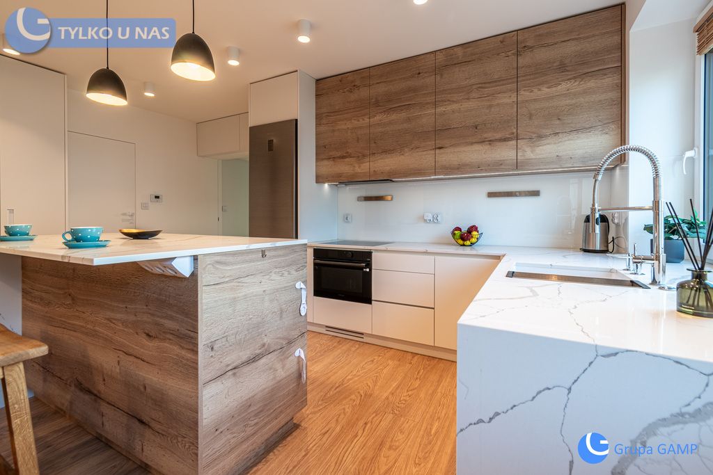 Mieszkanie 3-pokojowe Kraków, ul. Armii Krajowej. Zdjęcie 4