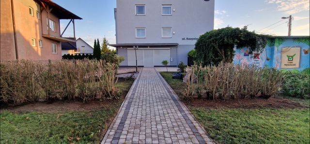 Lokal Rumia Centrum, ul. Kosynierów. Zdjęcie 1