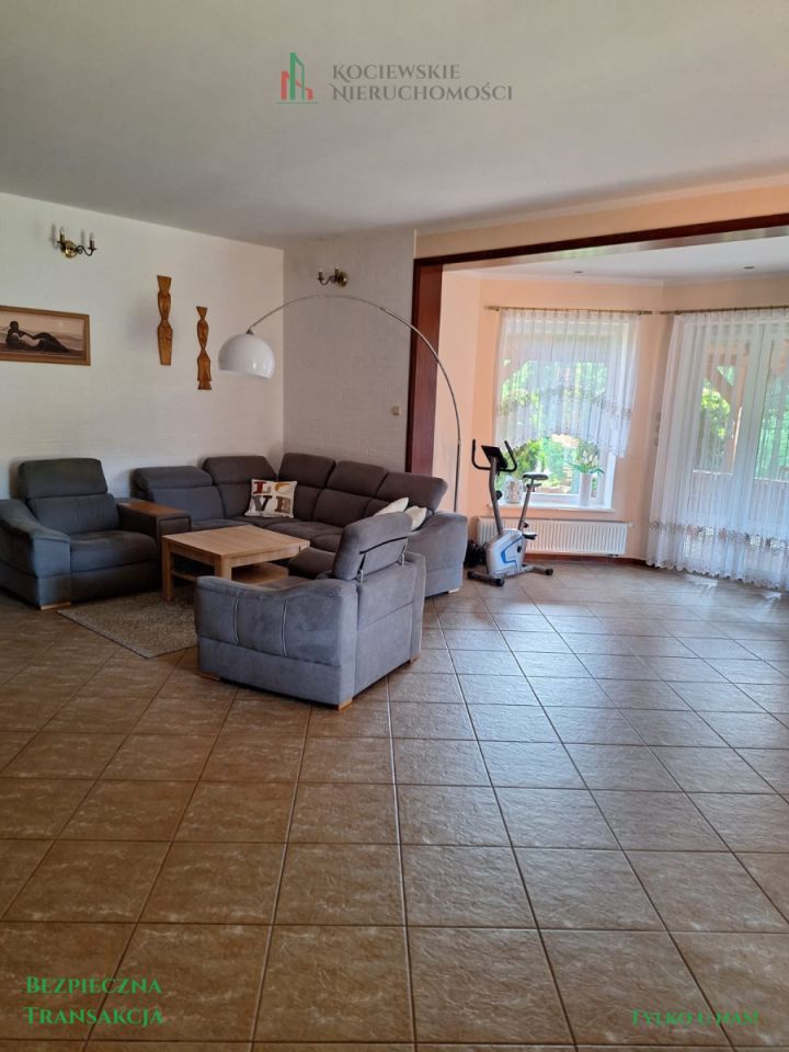 dom wolnostojący, 4 pokoje Okole, ul. Wesoła. Zdjęcie 3