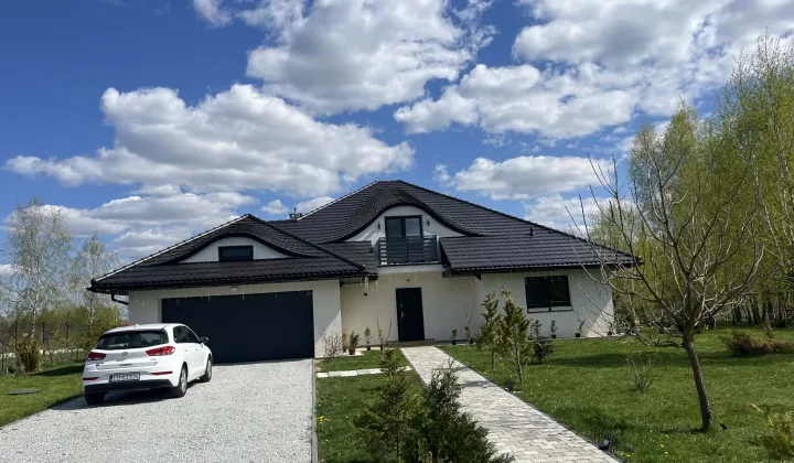 dom wolnostojący, 5 pokoi Smugi Helenów