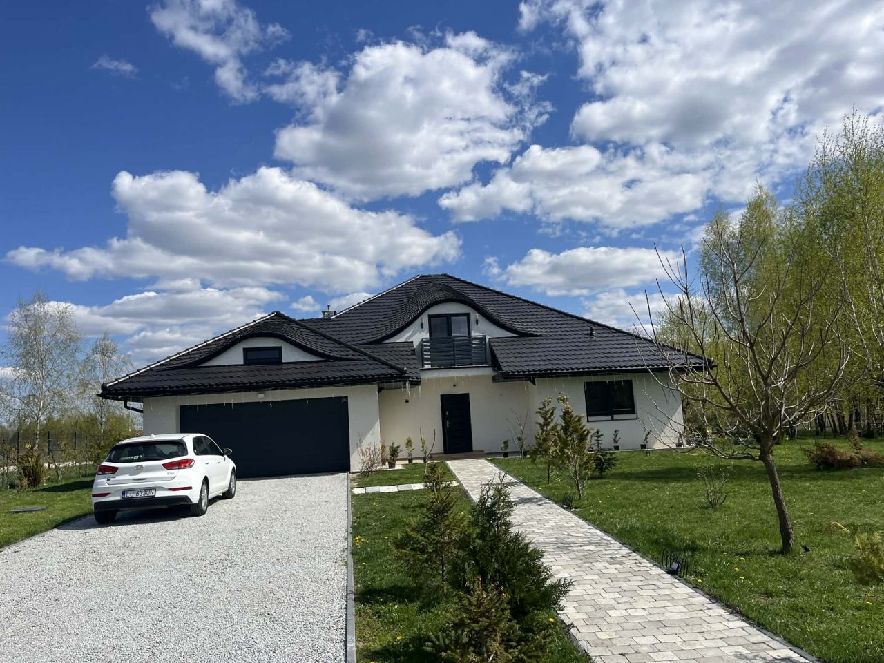 dom wolnostojący, 5 pokoi Smugi Helenów. Zdjęcie 1