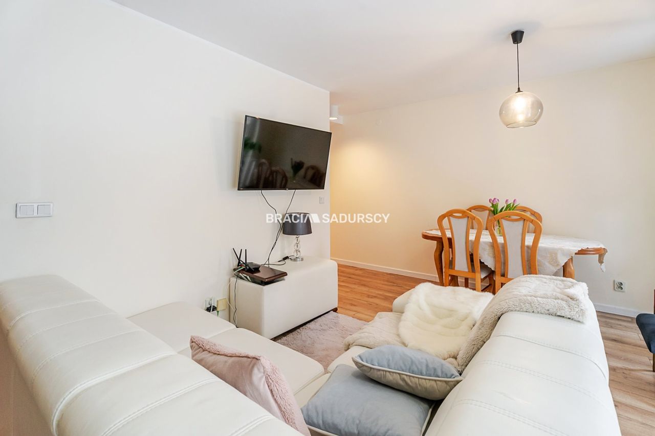 Mieszkanie 4-pokojowe Kraków Swoszowice, ul. Leona Petrażyckiego. Zdjęcie 18