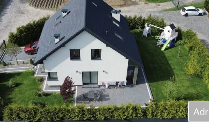 dom wolnostojący, 5 pokoi Prawiedniki