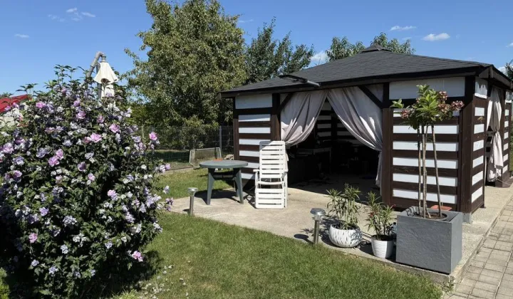 Działka rekreacyjna Wawrów