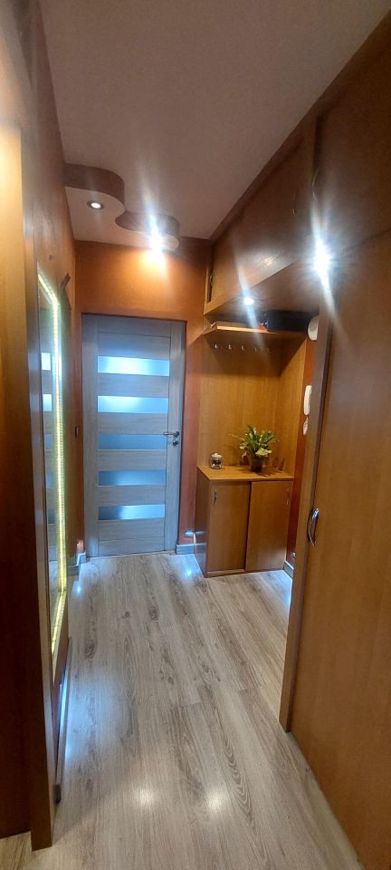 Mieszkanie 3-pokojowe Bielsko-Biała Osiedle Karpackie, ul. Roztoki. Zdjęcie 8