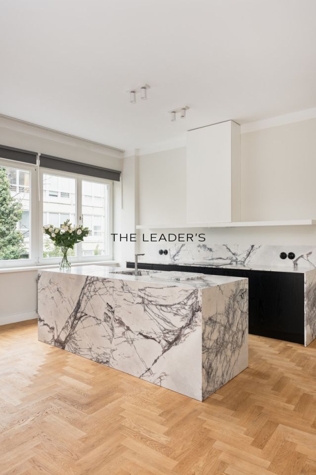 Mieszkanie 4-pokojowe Warszawa Śródmieście, ul. Koszykowa. Zdjęcie 2