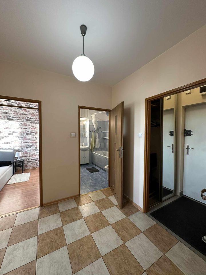 Mieszkanie 2-pokojowe Kraków Czyżyny, ul. bp. Piotra Tomickiego. Zdjęcie 5