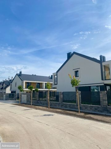 dom szeregowy, 5 pokoi Nowa Wola, ul. Kameliowa. Zdjęcie 1