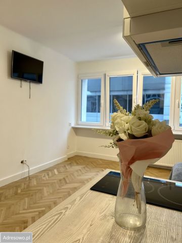 Mieszkanie 1-pokojowe Warszawa Śródmieście, ul. Nowogrodzka. Zdjęcie 1