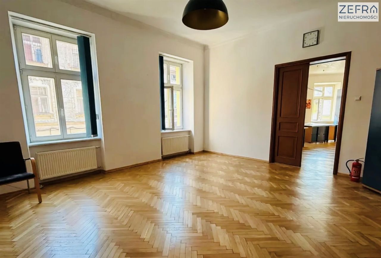Lokal Kraków Stare Miasto, ul. Długa. Zdjęcie 1