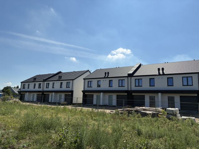 bliźniak, 4 pokoje Bronisze. Zdjęcie 7