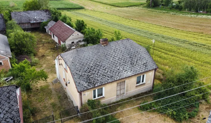 dom wolnostojący, 4 pokoje Brzeziny