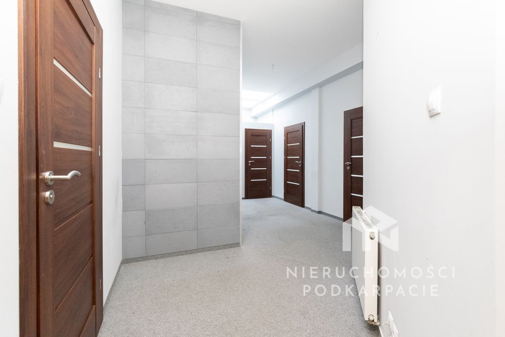 Biuro Rzeszów Śródmieście, ul. Henryka Jakuba Kreczmera. Zdjęcie 4