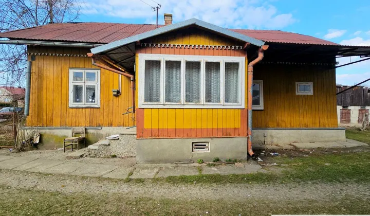 dom wolnostojący, 3 pokoje Długie, ul. Sanocka