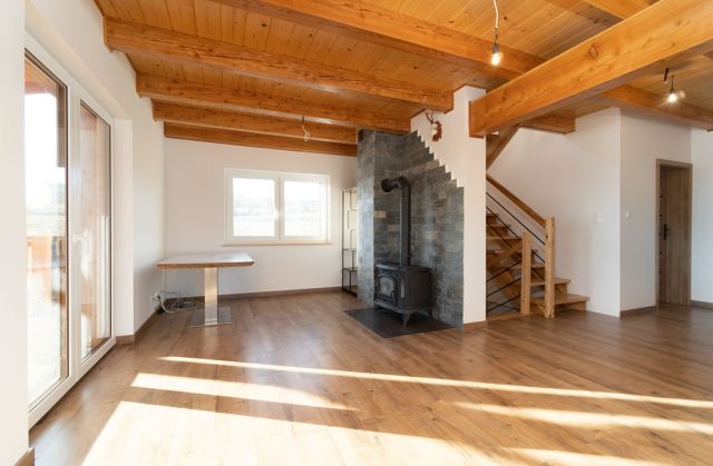 dom wolnostojący, 7 pokoi Lutowiska. Zdjęcie 6