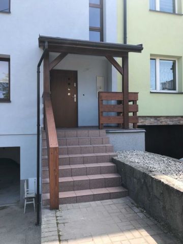 bliźniak Cieszyn, ul. Nestora Bucewicza. Zdjęcie 1